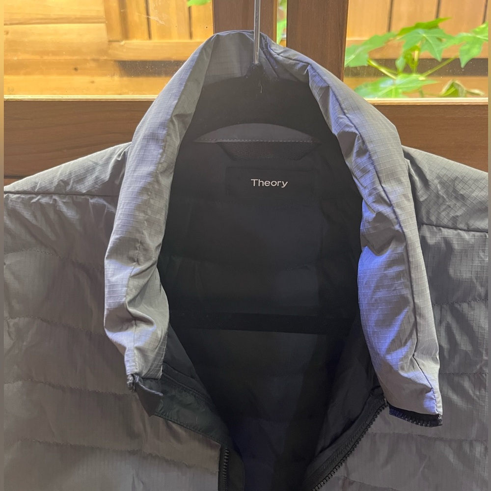 Theory Lightweight Down Puffer Jacket - image 3